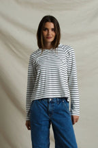 white_black_stripe