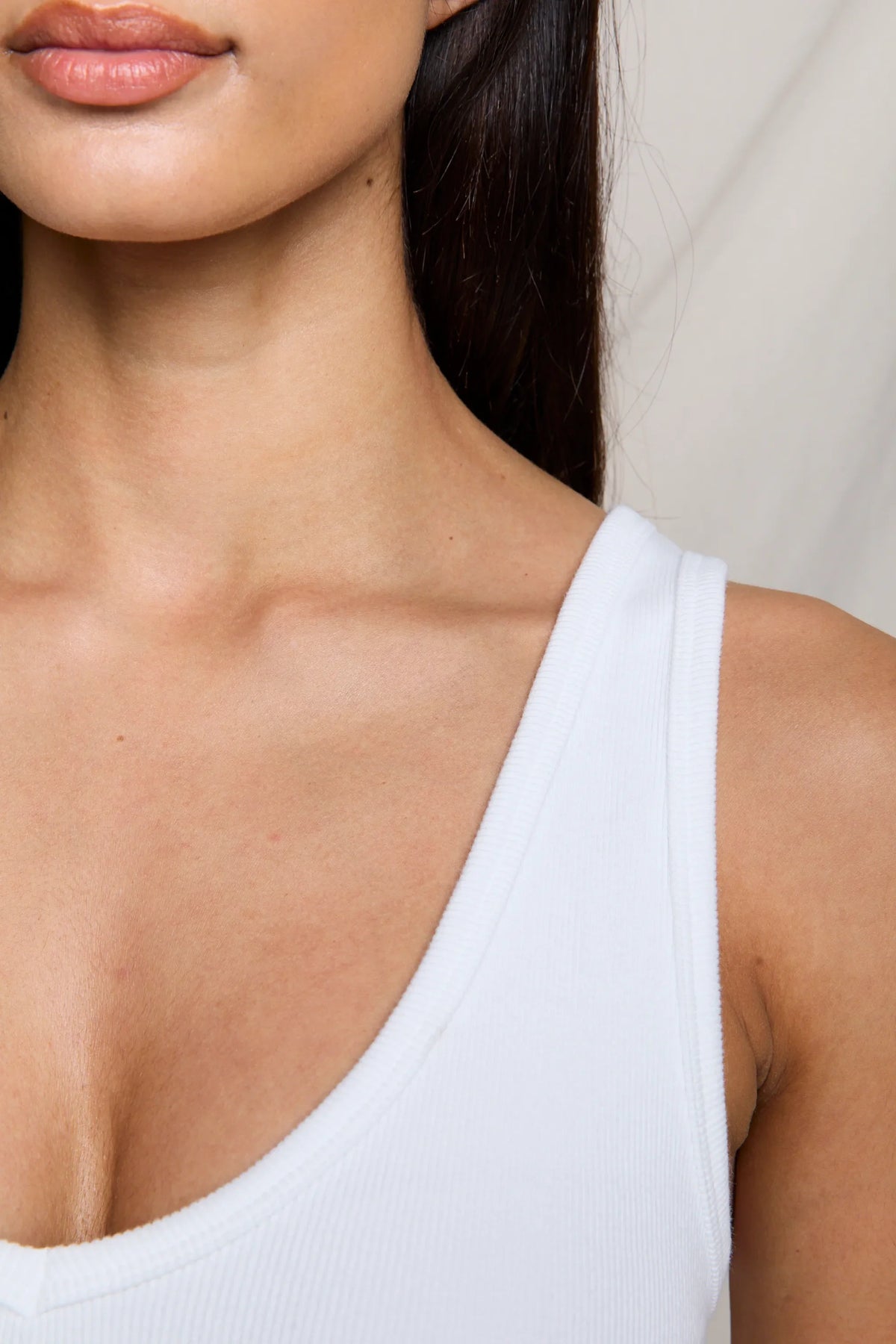 blondie v-neck